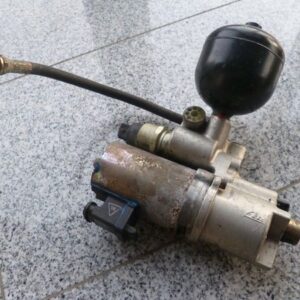 Original Alfa Romeo 75 3.0 + QV electric pump from ATE 60533974