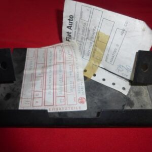 Original Alfa Romeo Spider Fastback front bumper holder / retaining plate for radiator grille 607177180