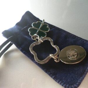Keychain Triangolo Alfa Romeo emblem on chrome steel and green cloverleaf