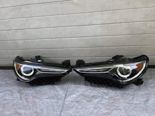 Buy Alfa Romeo Stelvio Xenon Headlights online Europe